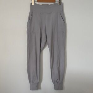 Lululemon Align Jogger Pants size 6